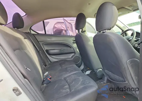 2019 Mitsubishi Mirage G4 Es z USA, uszkodzony, nr VIN ML32F3FJ9KHF11869